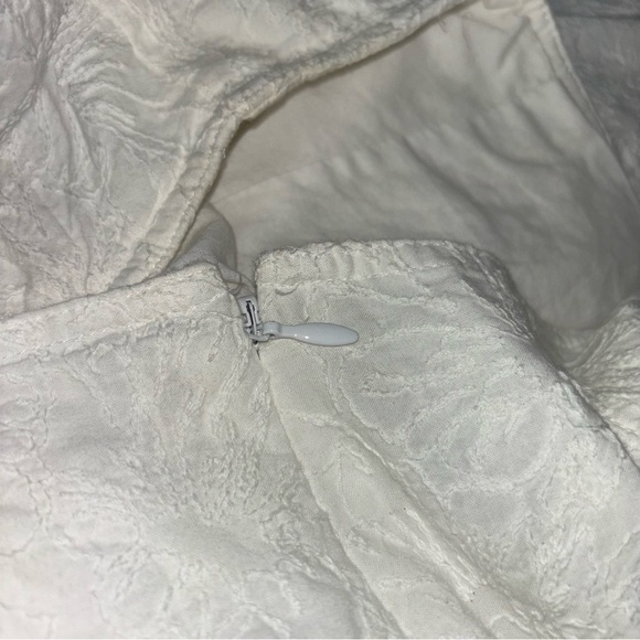 Liz Claiborne White Full Pleated Floral Stitched Skirt Size 14 - Picture 3 of 9